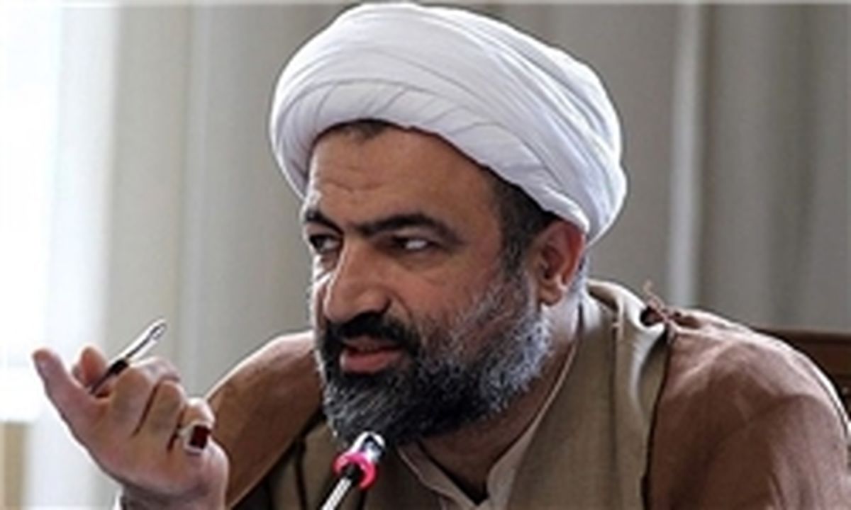    ظریف دروازه بانی است که به حریف آدرس گل زدن داد