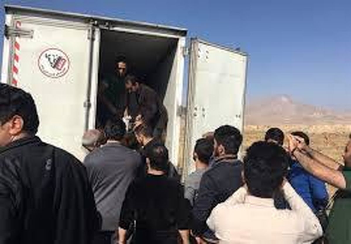 یاری کشتی‌گیران به هموطنان زلزله‌زده