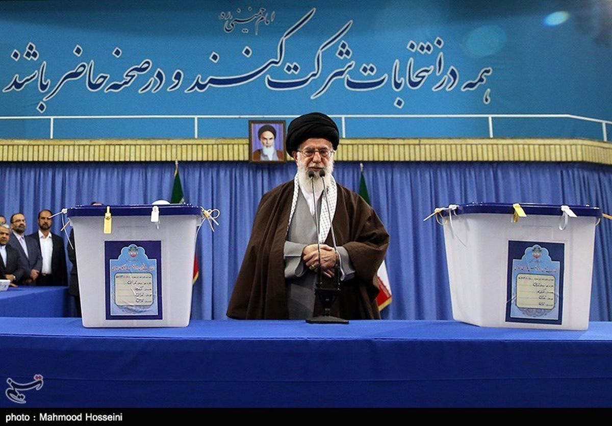 امام خامنه‌ای:دشمنانی داریم که چشم طمع دوخته‌اند
