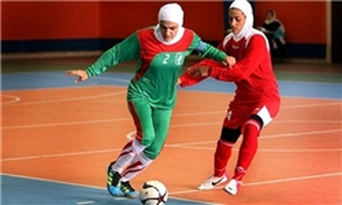 کجامربی فوتبال برای لیگ فوتسال تصمیم می‌گیرد؟