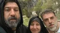 مرحوم علی انصاریان در کنار مادر و برادرش + عکس