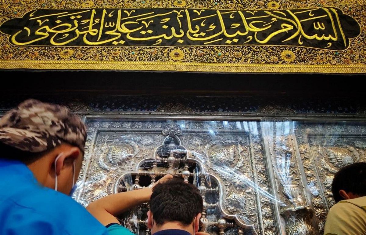 حال و هوای رزمندگان فاطمیون در نخستین ساعات بازگشایی حرم حضرت زینب (س)