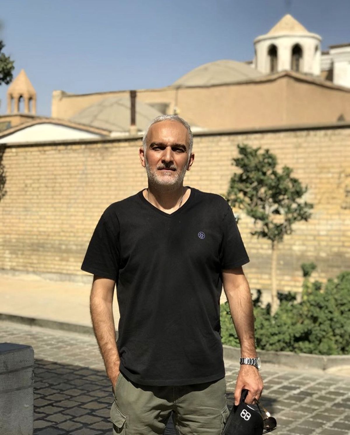 تیپ ساده بیژن بنفشه خواه + عکس