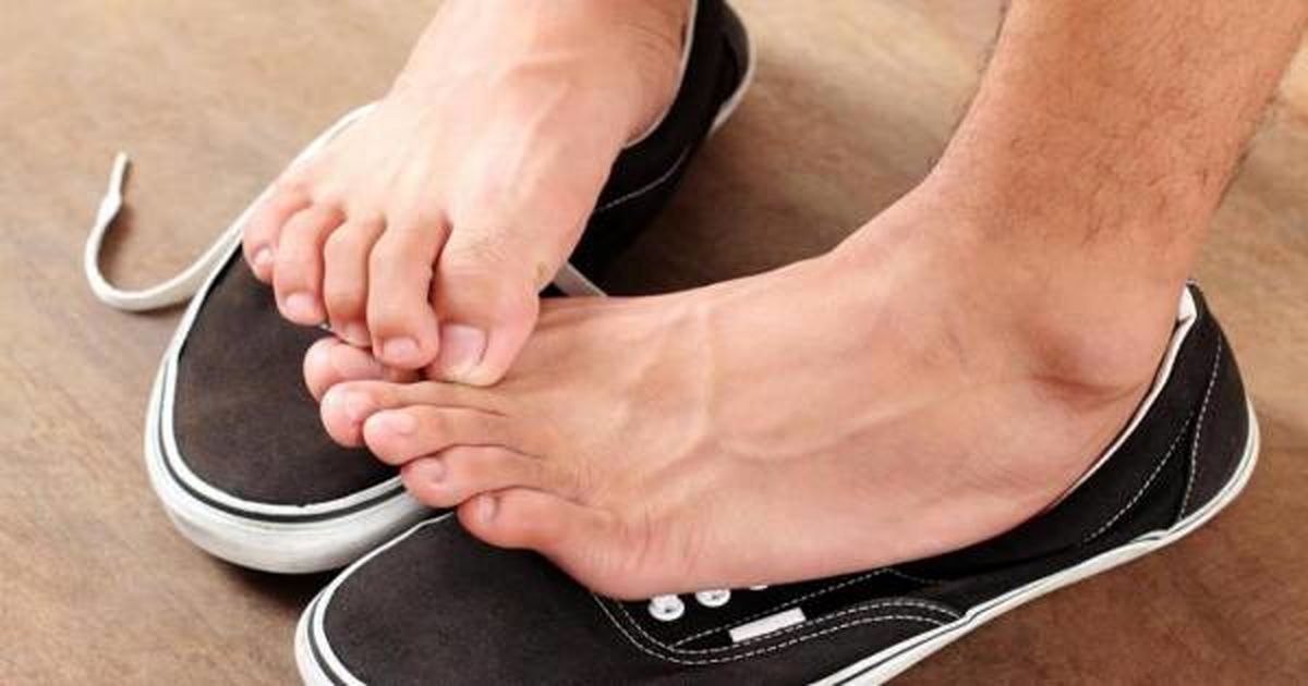 روش های خانگی سه سوته برای از بین بردن بوی کفش و پا