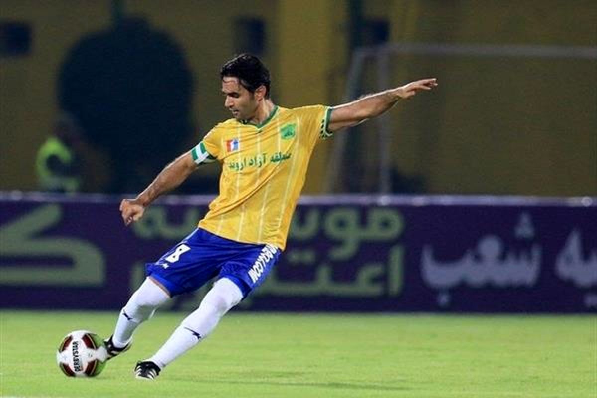 اسدی بازی پرسپولیس را از دست داد