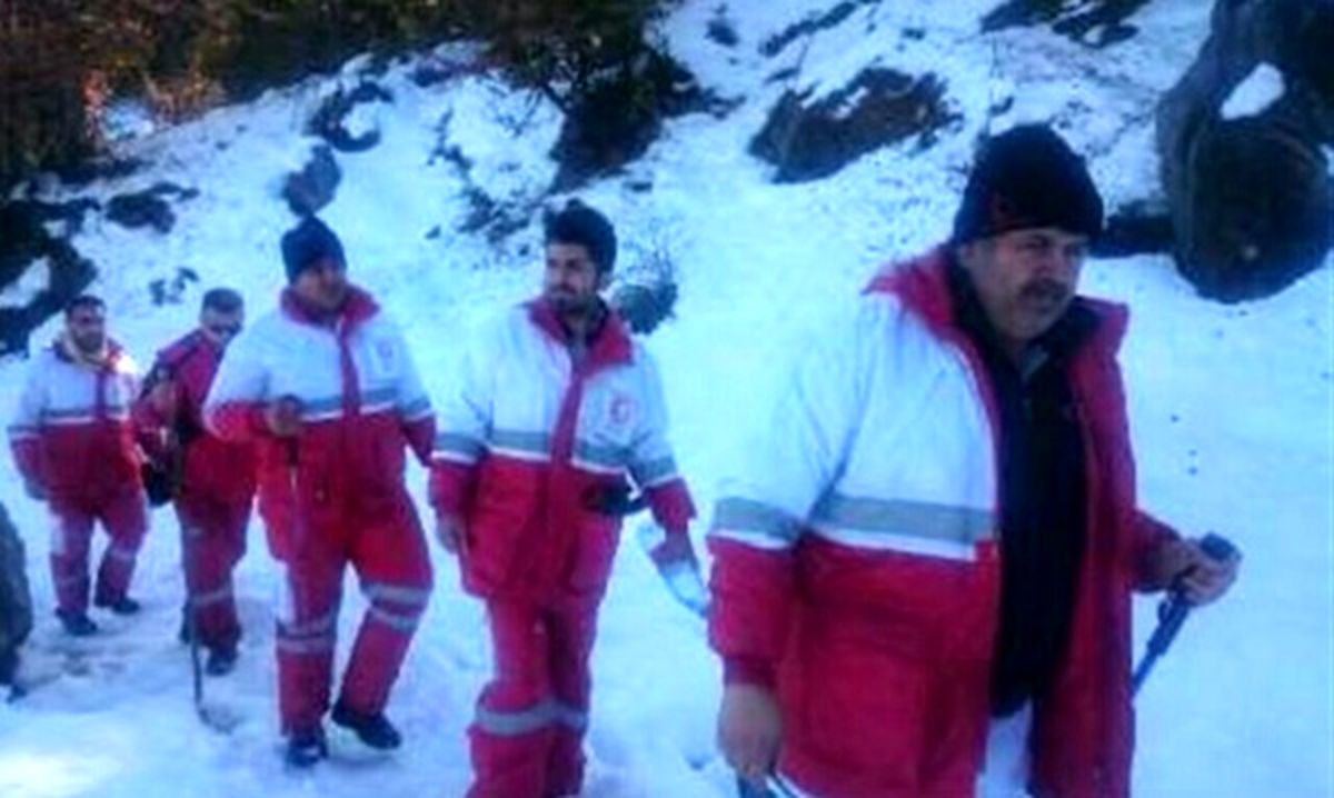 نجات کوهنورد گیرافتاده در ارتفاعات عظیمیه کرج