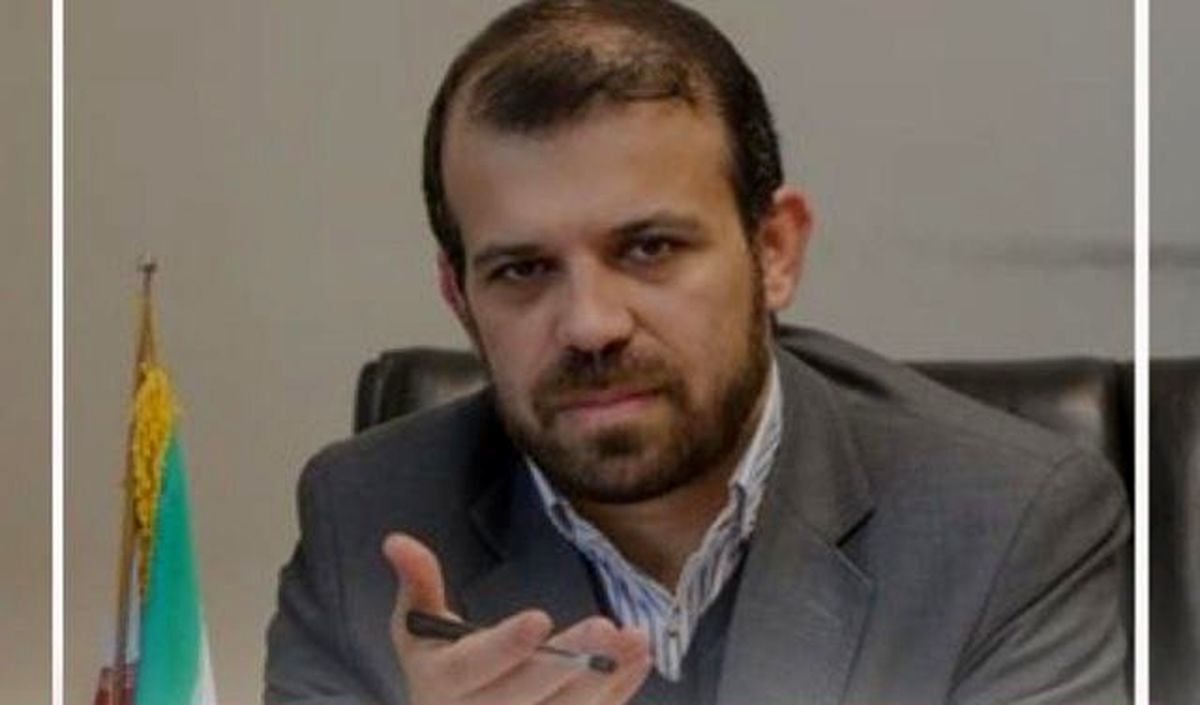 صحبت های نسنجیده آقای مدیر در خصوص بازنشستگان کار دستش داد