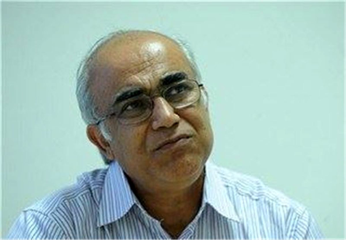 باید در بازنویسی آثار کهن برای بچه‌ها متون واقعی منتقل شود