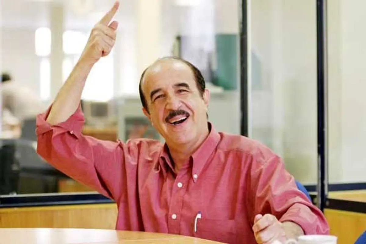 منوچهر آذری: صدای همه معلم‌ها را تقلید می‌کردم