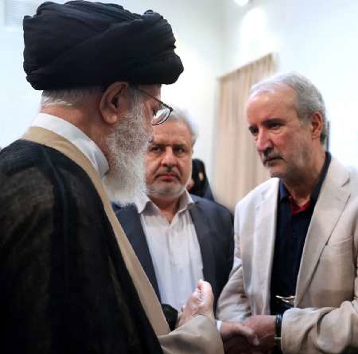 تقدیر رهبرانقلاب از فعالیت‌های فرهنگی آقایان سرهنگی و بهبودی