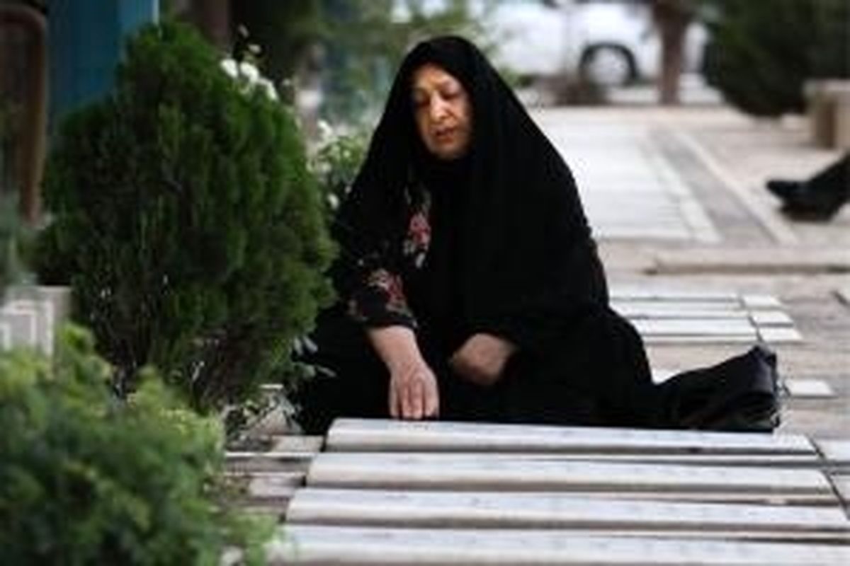 مادر شهیدان «بشارت» آسمانی شد 