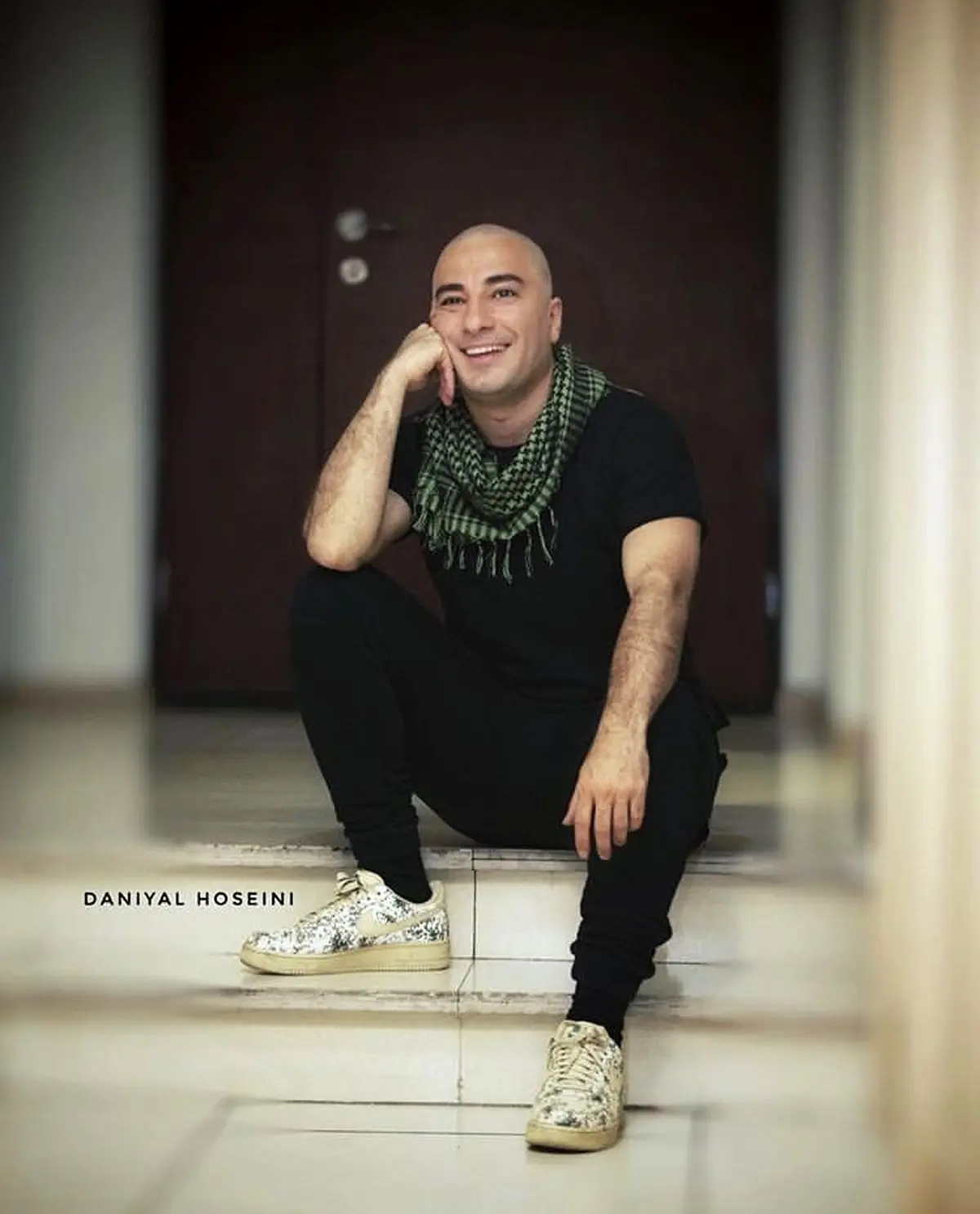 نوید محمدزاده وقتی کچل بوده + عکس