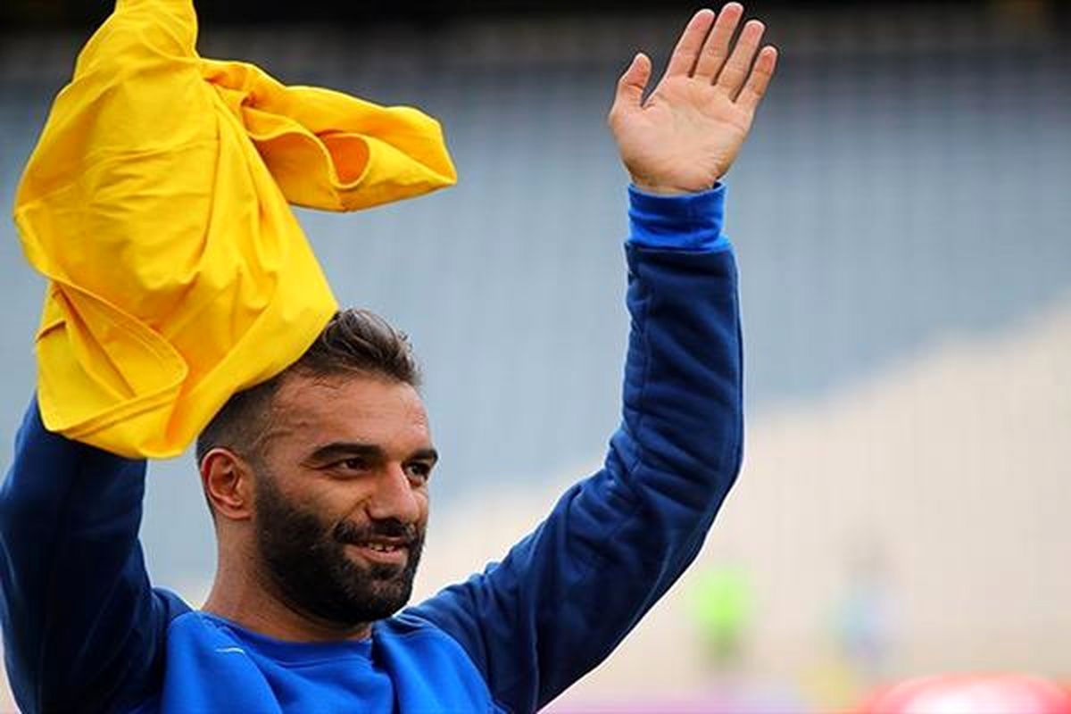 جواب فتوشاپی بچه غول استقلال به پرسپولیسی‌ها + عکس