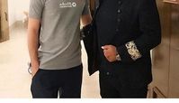 امید جهان در کنار آقای معروف