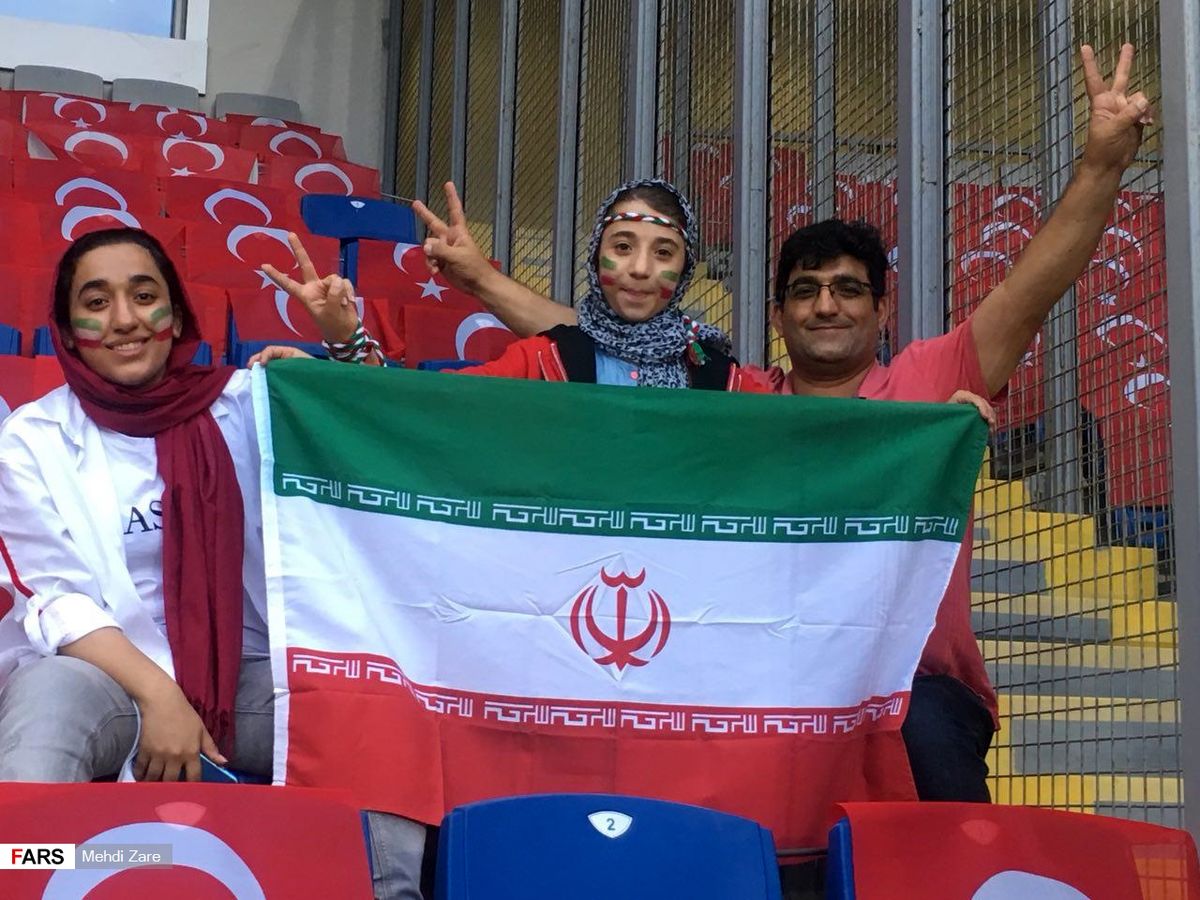  حضور پررنگ تماشاگران ایرانی در استانبول