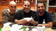 داریوش سلیمی و دوستانش در یک ساندویچی + عکس