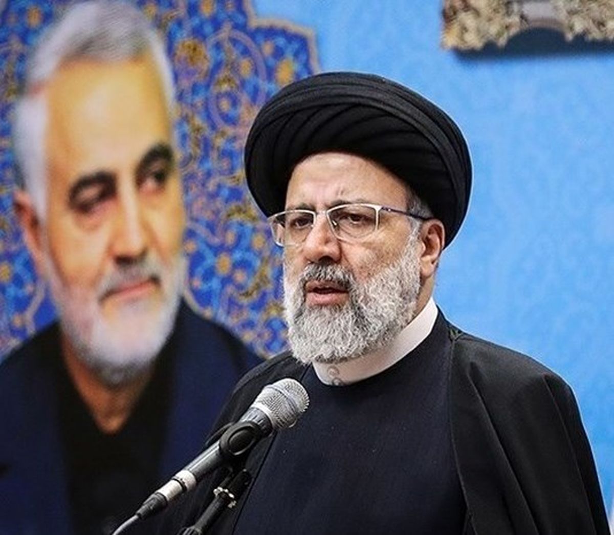 آیت‌الله رئیسی:افتخار بزرگ برای همه ما گره‌گشایی از کار مردم است