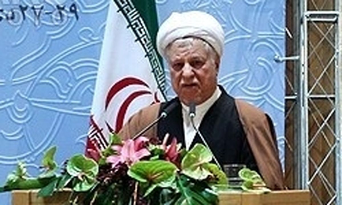 هاشمی رفسنجانی در مراسم سی و یکمین دوره کتاب سال: