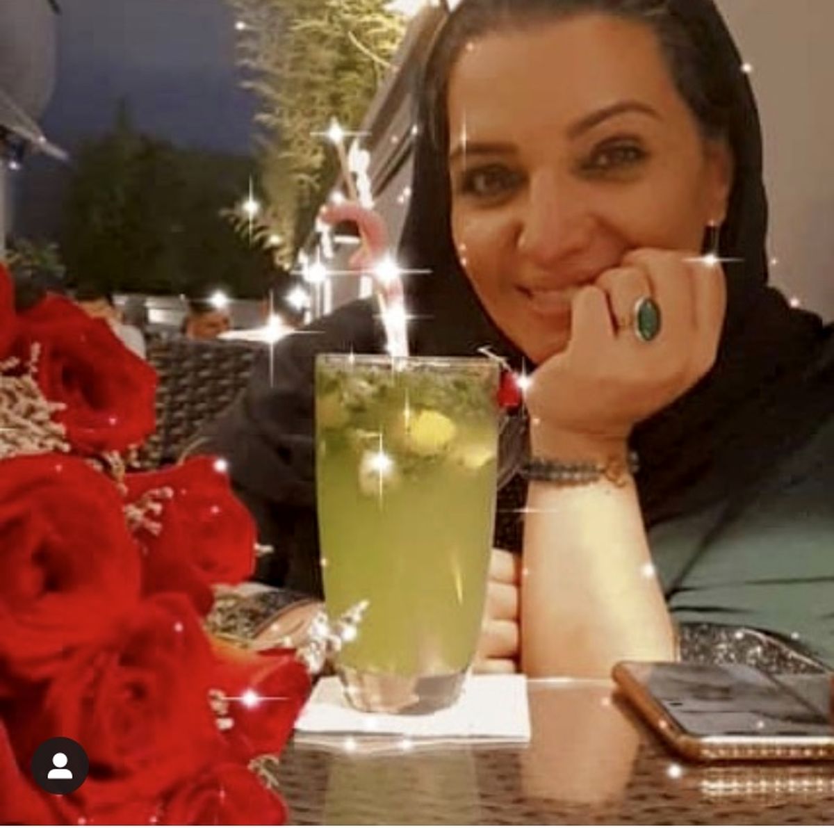 الهام پاوه نژاد یک در کافه + عکس