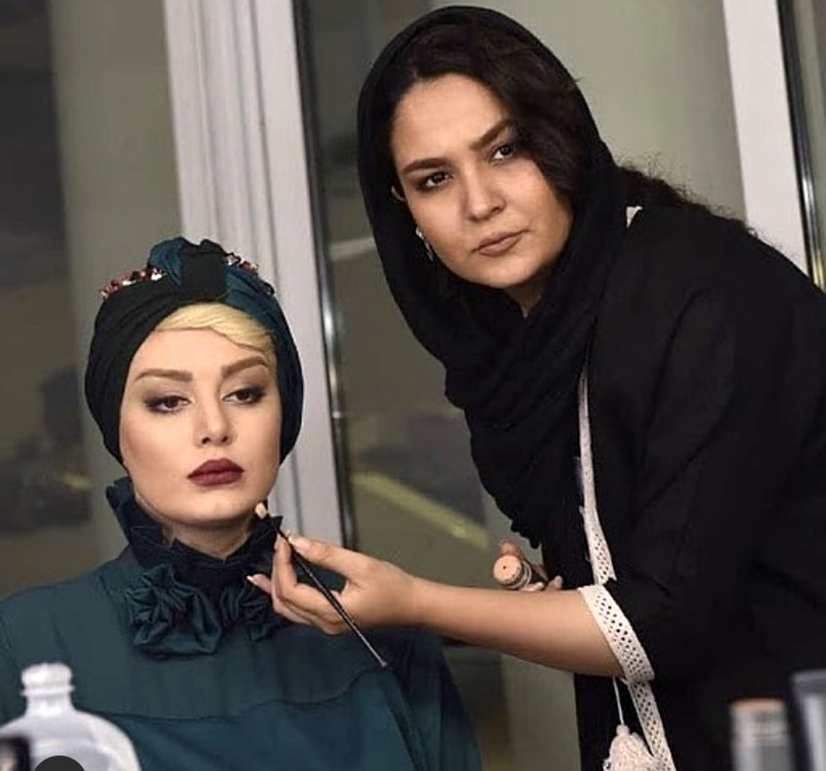 سحر قریشی در اتاق گریم + عکس