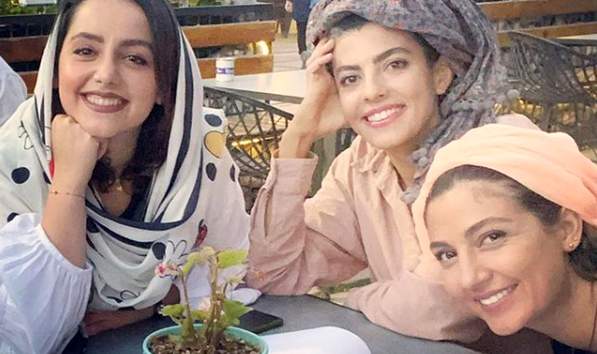 کافه گردی نازنین بیاتی و دوستان هنرمندش + عکس