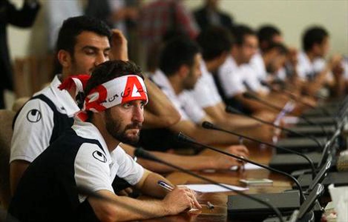 خلعتبری پرسپولیسی نشده، برای استقلالی‌ها کری خواند!