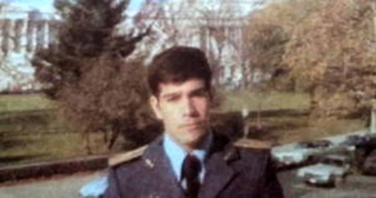 انتقام منافقین از پدرِ یک خلبان