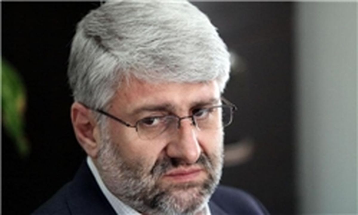 دولت پای کار نیست