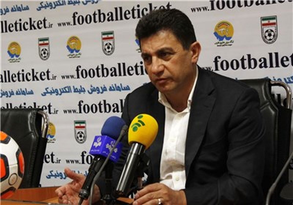 آذربایجانی ها هنوز هم به من پیام می‌دهند
