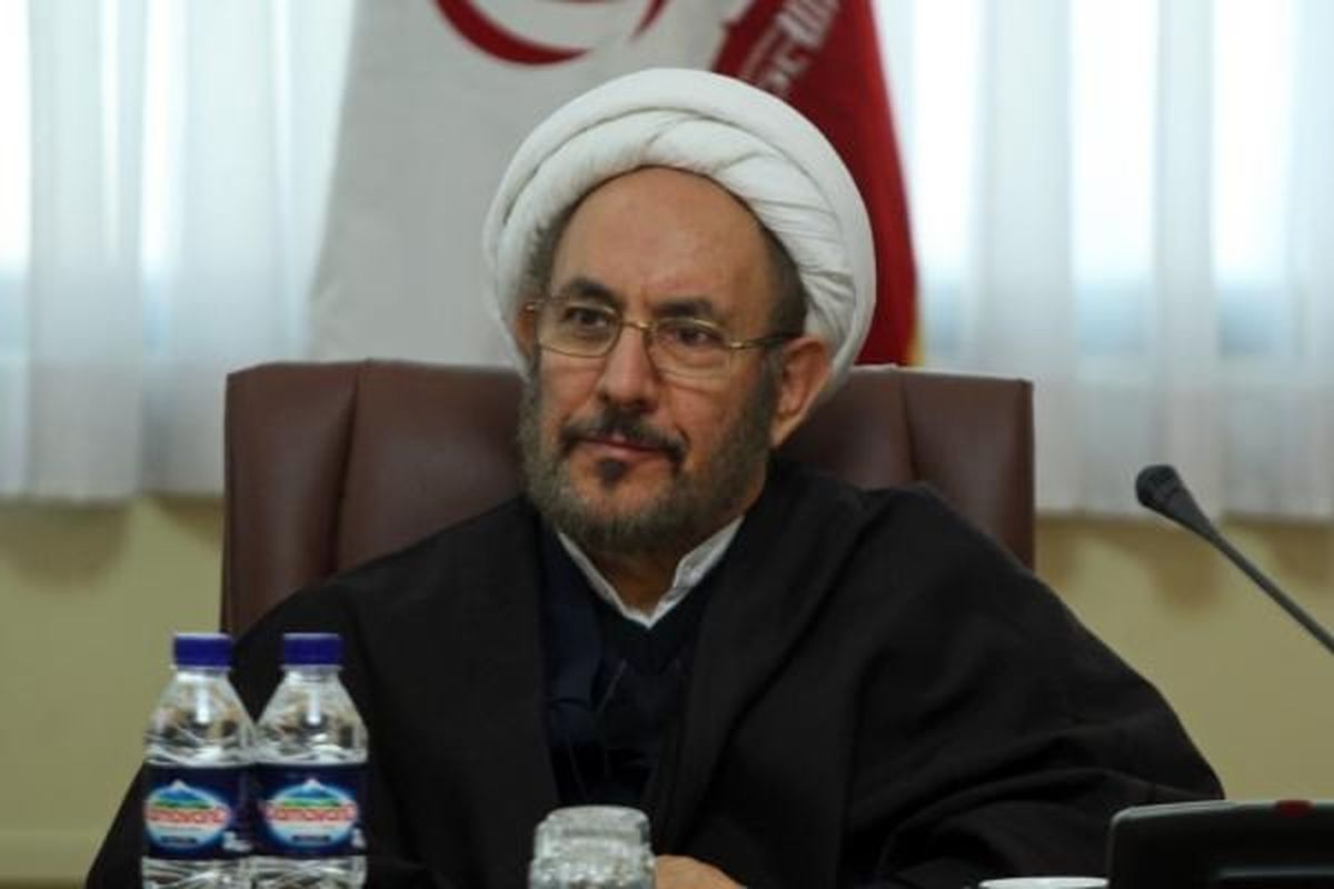 علی یونسی به روسیه سفر می‌کند
