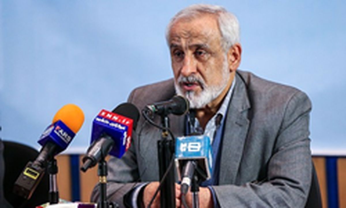نادران: متهم کردن مجلس به تاخیر در تصویب بودجه صحیح نیست