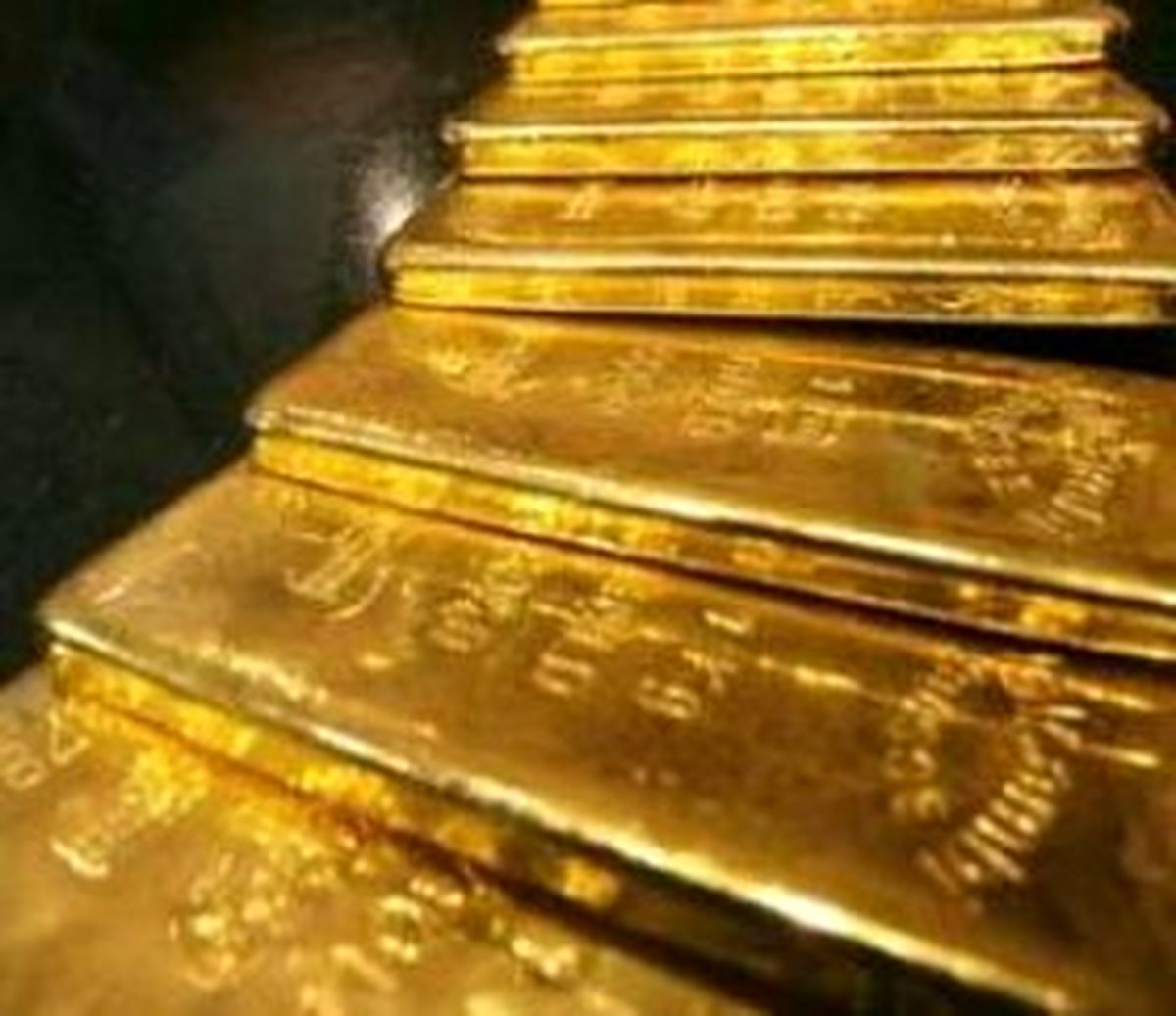 طلای جهانی سقوط کرد