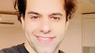 ظاهر رضا بهرام‌در خانه اش + عکس