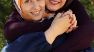 دوستی صمیمانه بازیگران شرم + عکس