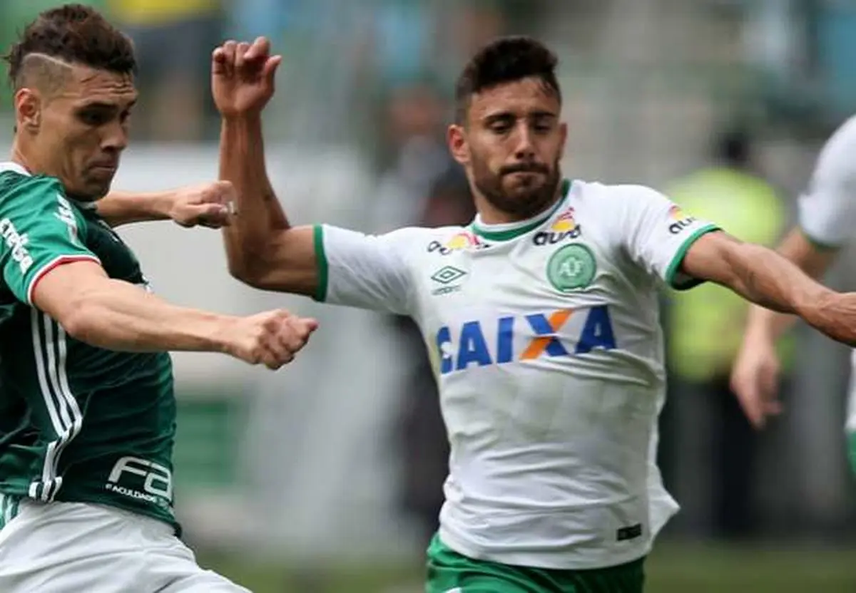 بازمانده سقوط هواپیمای برزیلی و سلامی دوباره به فوتبال!