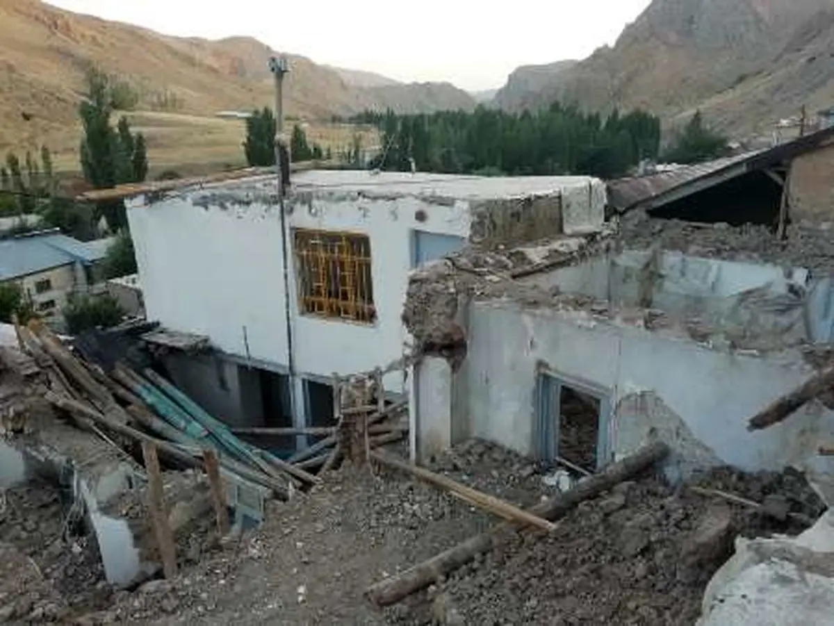 روشن کردن اتیش اطراف خانه در قرن 21