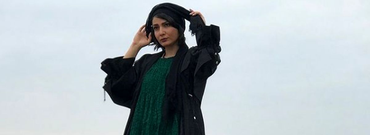 استایل پاییزی سمیرا حسن پور در کنار ساحل + عکس