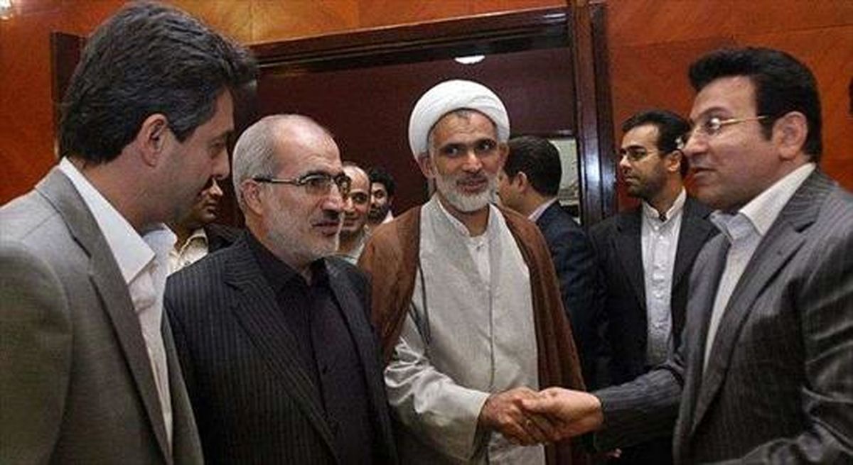 اگر یک خلاف از من پیدا کردند، با فوتبال خداحافظی میکنم!