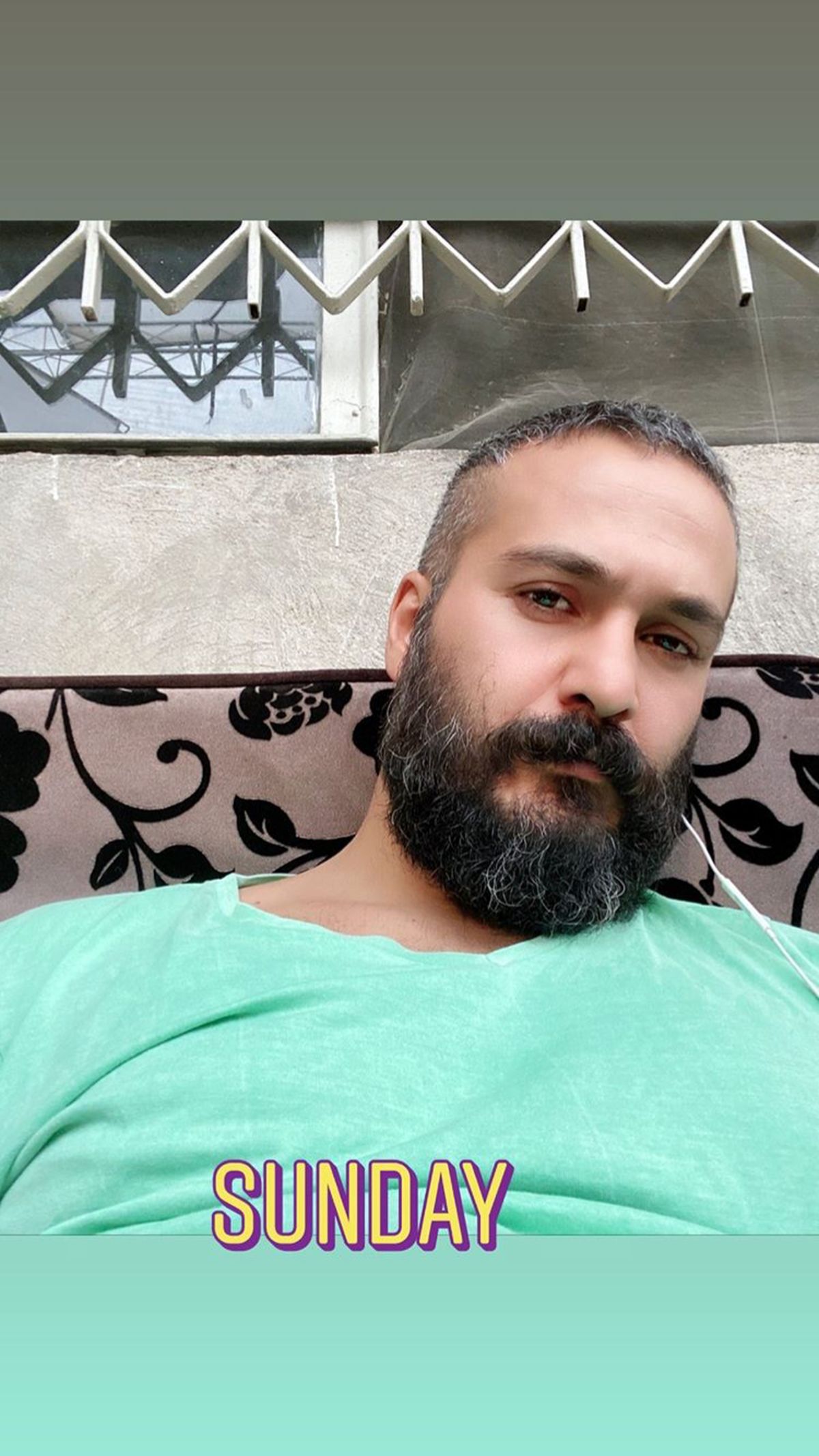 سلفی جدید میلاد کی مرام + عکس