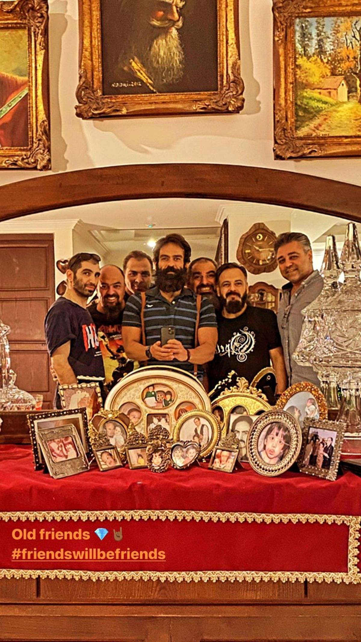 بانی پال شومون در یک میهمانی + عکس