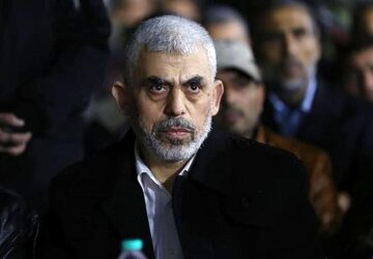 لوازم جالبی که یحیی سنوار موقع شهادت همراه داشت 