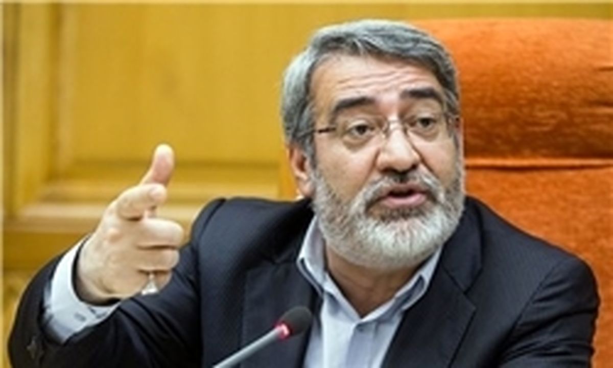 رحمانی فضلی: ناکارآمدی و ضعف نظام اداری در استان‌ها وجود دارد
