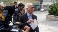 یک خواننده در انتخابات ریاست‌جمهوری ثبت‌نام کرد+ عکس