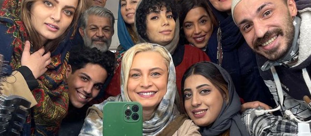 سلفی مریم کاویانی در اتاق گریم + عکس