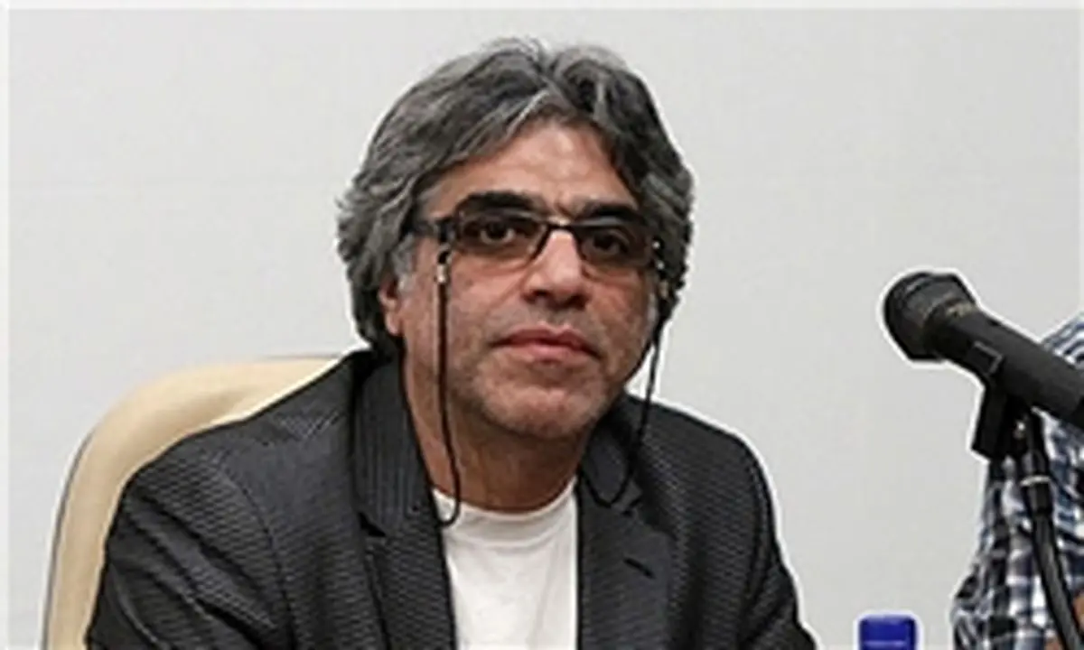 دفاع همنشین زندگی، میهن‌دوستی و انسانیت است