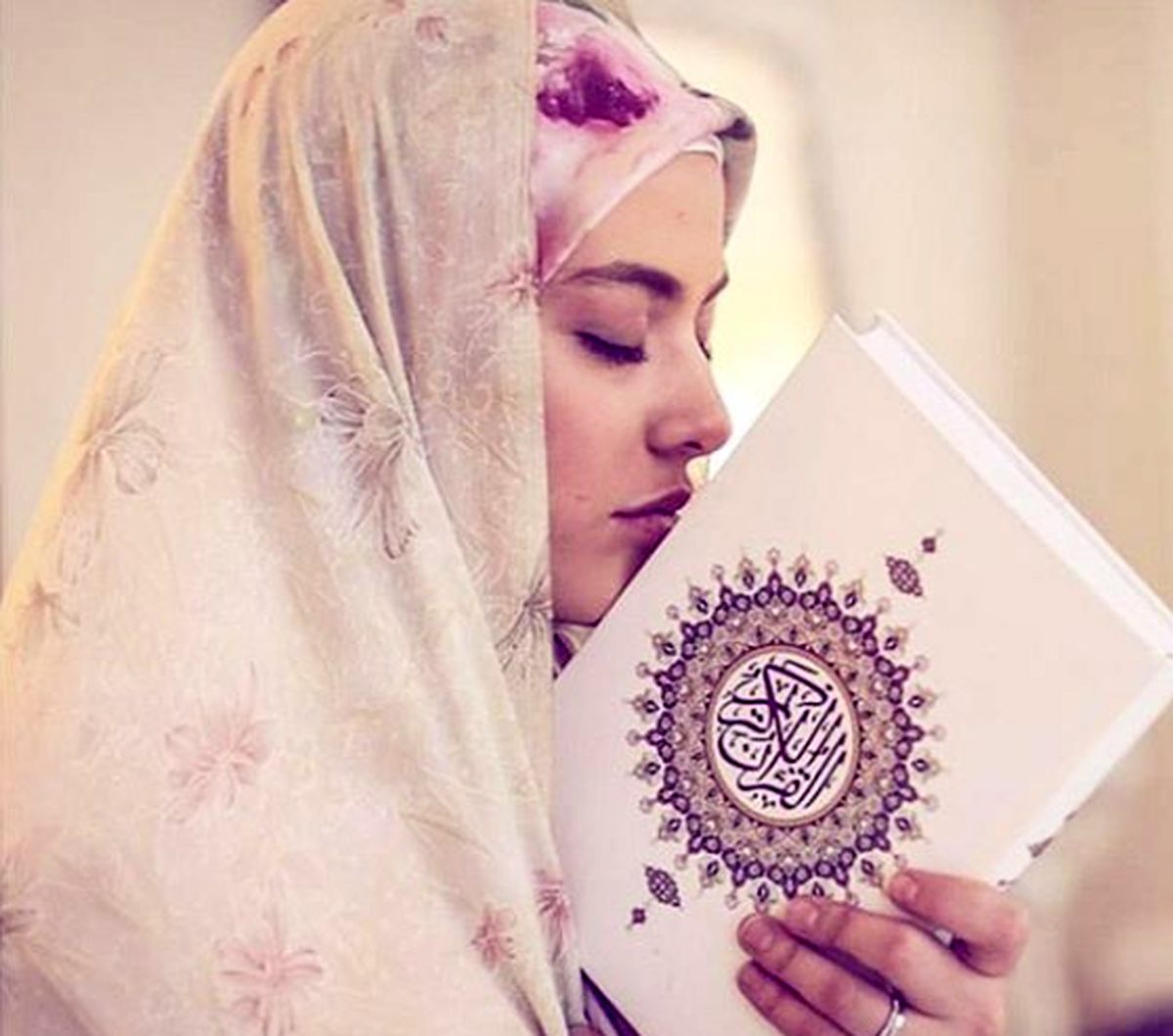 ریحانه پارسا سر مراسم عقد+عکس