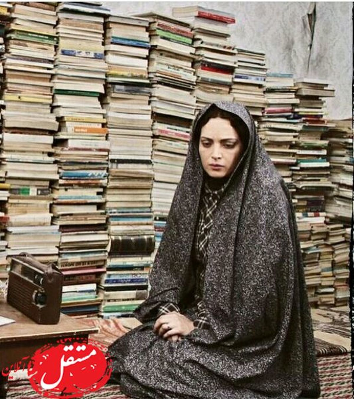 بهنوش طباطبایی با تیپ دهه پنجاه+عکس