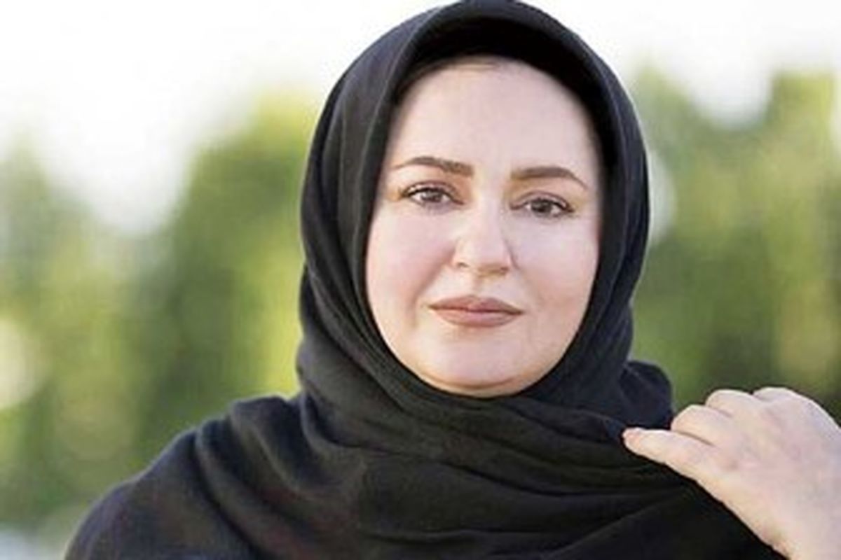 تیپ خانم بازیگر در جشن تولد مادرش/ عکس