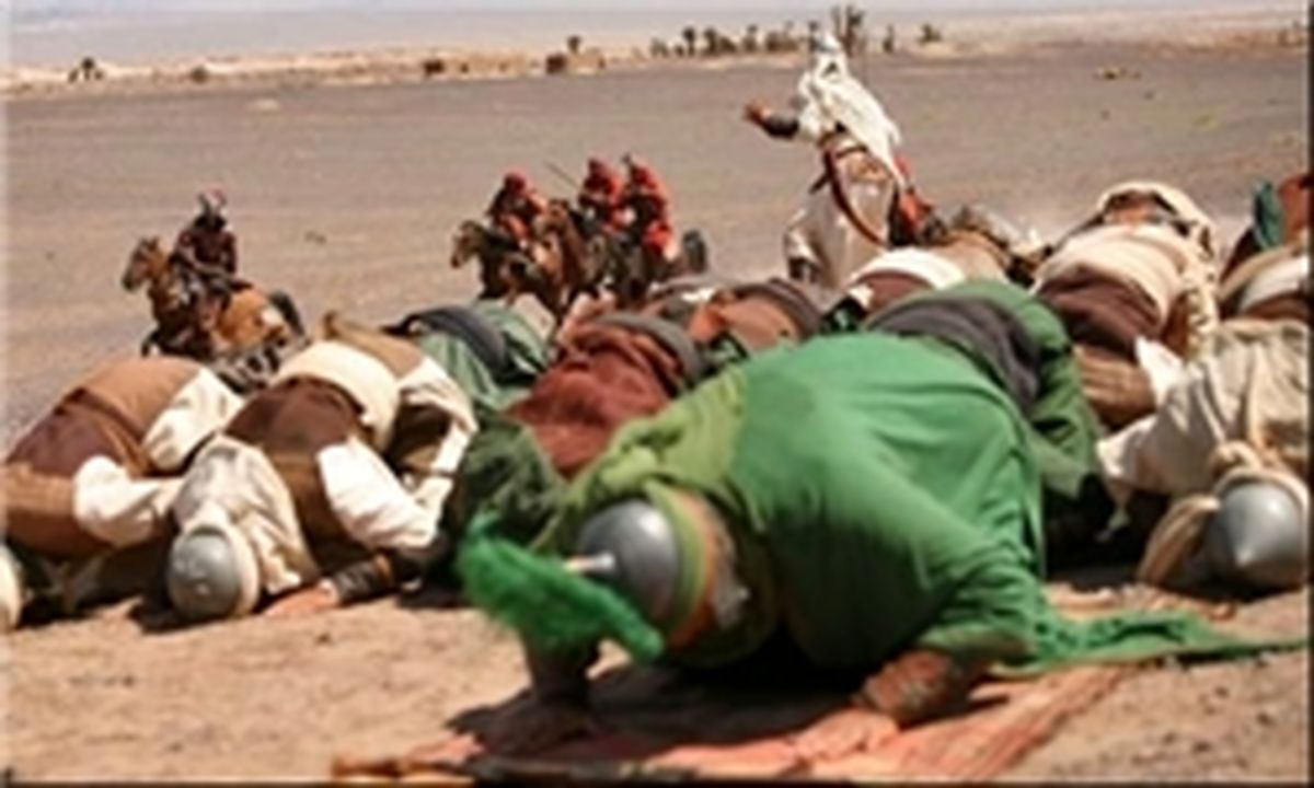 علم روی زمین یعنی سه ساله، کاروان، فریاددلدار است