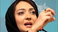 نیکی کریمی در حال تماشای بازی بیس بال